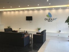 其受年轻群体的喜